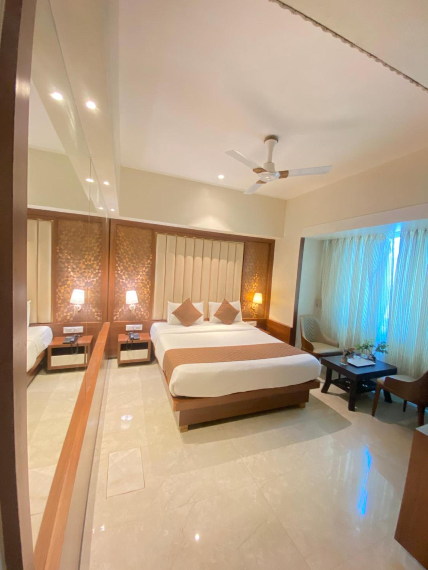 Hotel Czar Inn - Vashi Navi Mumbai Extérieur photo